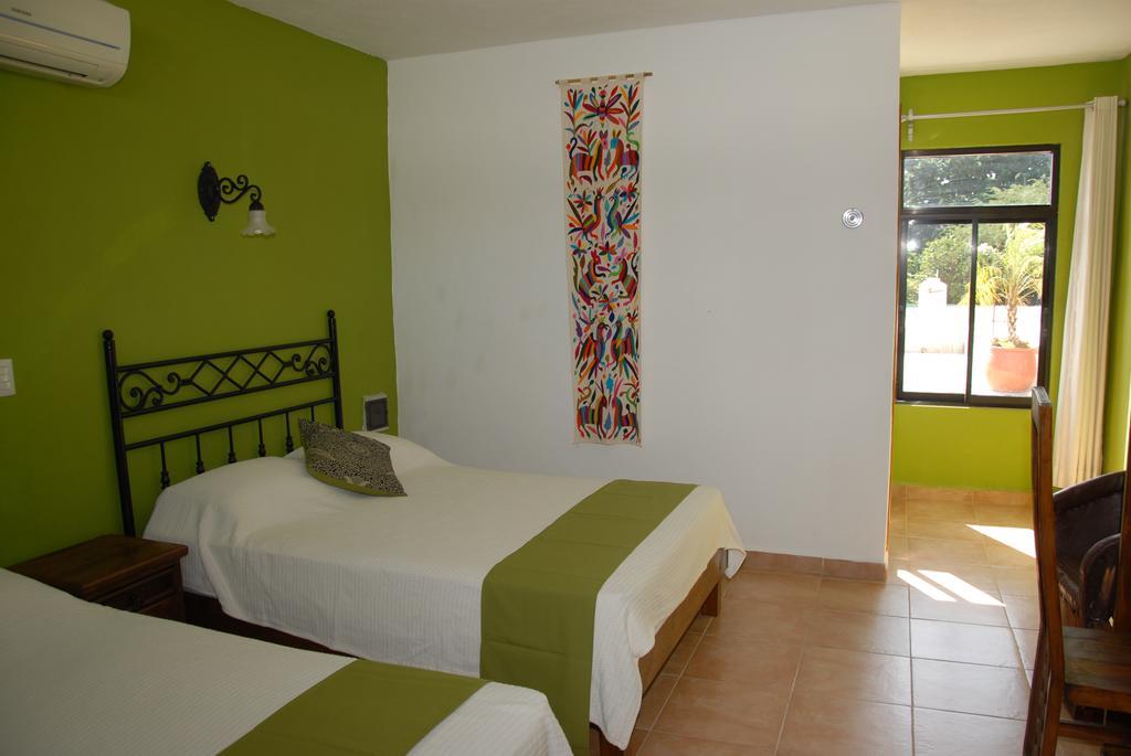 Hotel Aries Y Libra Mérida Rom bilde
