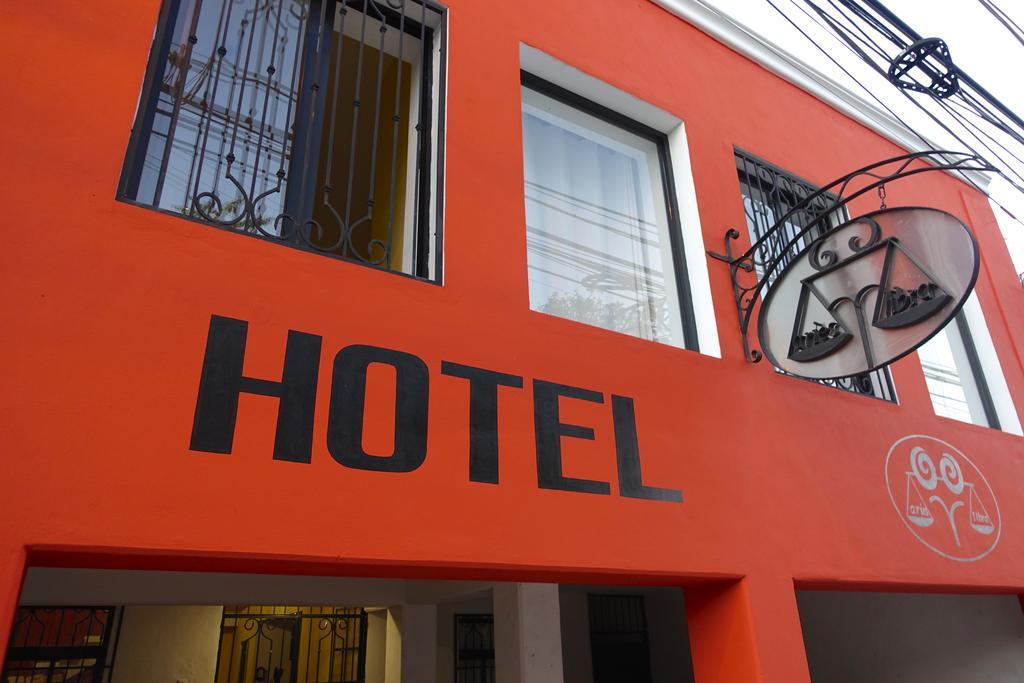 Hotel Aries Y Libra Mérida Eksteriør bilde